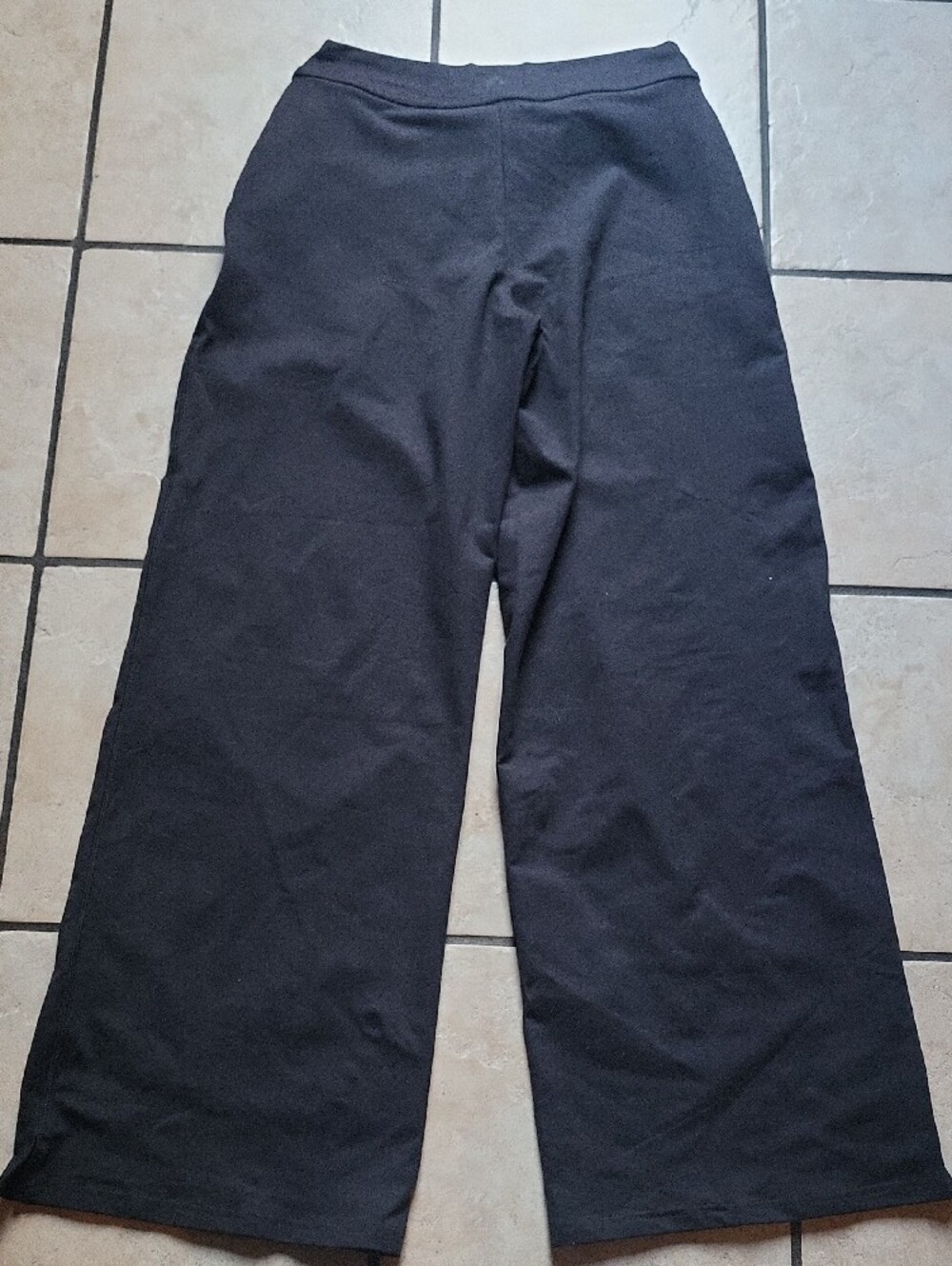 aerie Black Boot-Cut Wide-Leg Pants - Picture 4 of 4
